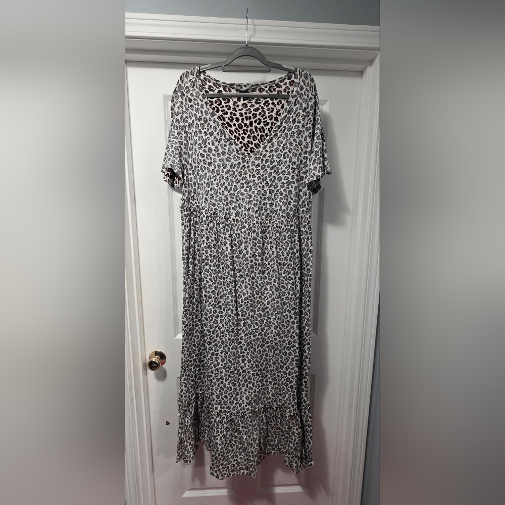 Torrid Gray and Black Leopard Print Maxi Dress